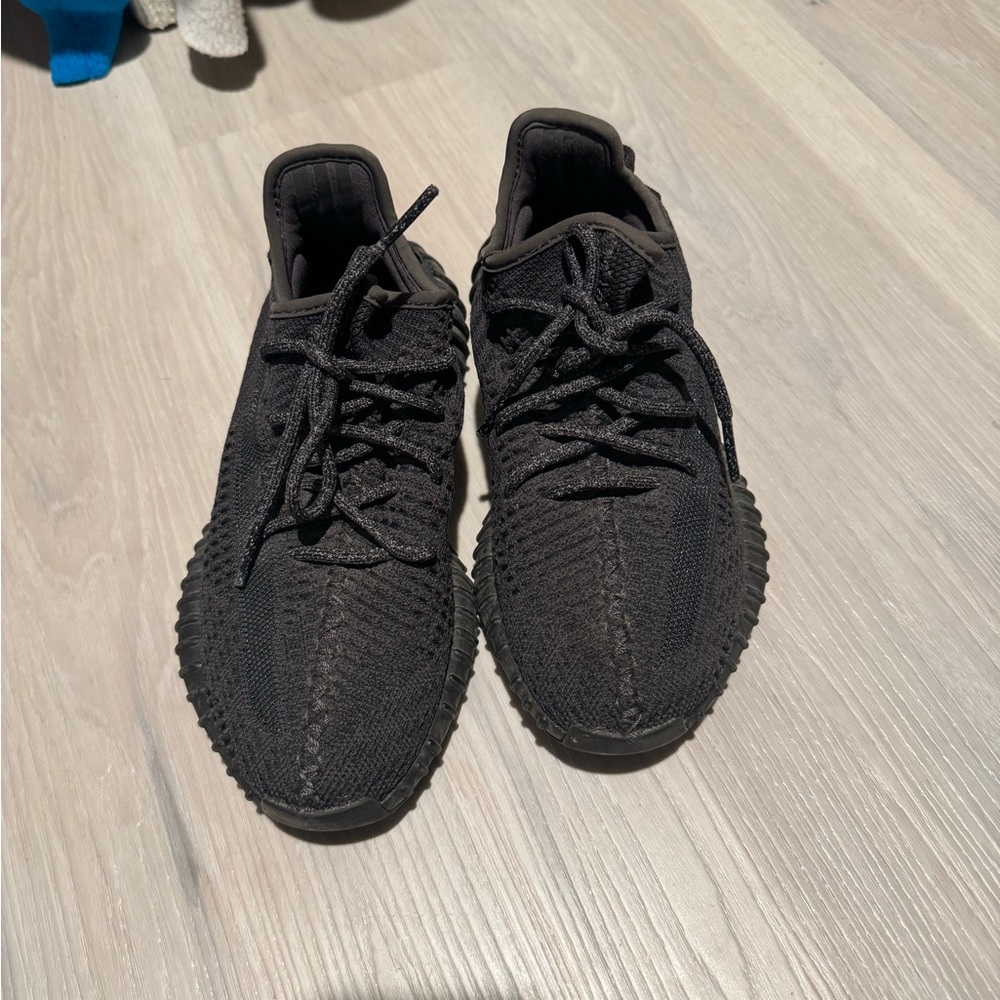 Yeezy Boost 350 V2 black reflective